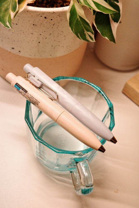 Mitsubishi Uni-ball ONE P Gel Pen ✦ Limited Edition Bathbomb Colors