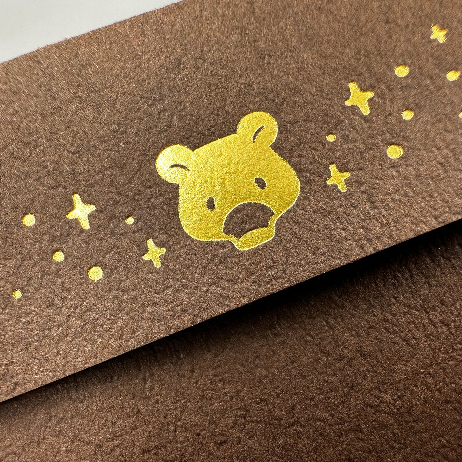 Obiwan Mini Letter Set – Gold Foil Bear Stationery (Earth Tours)