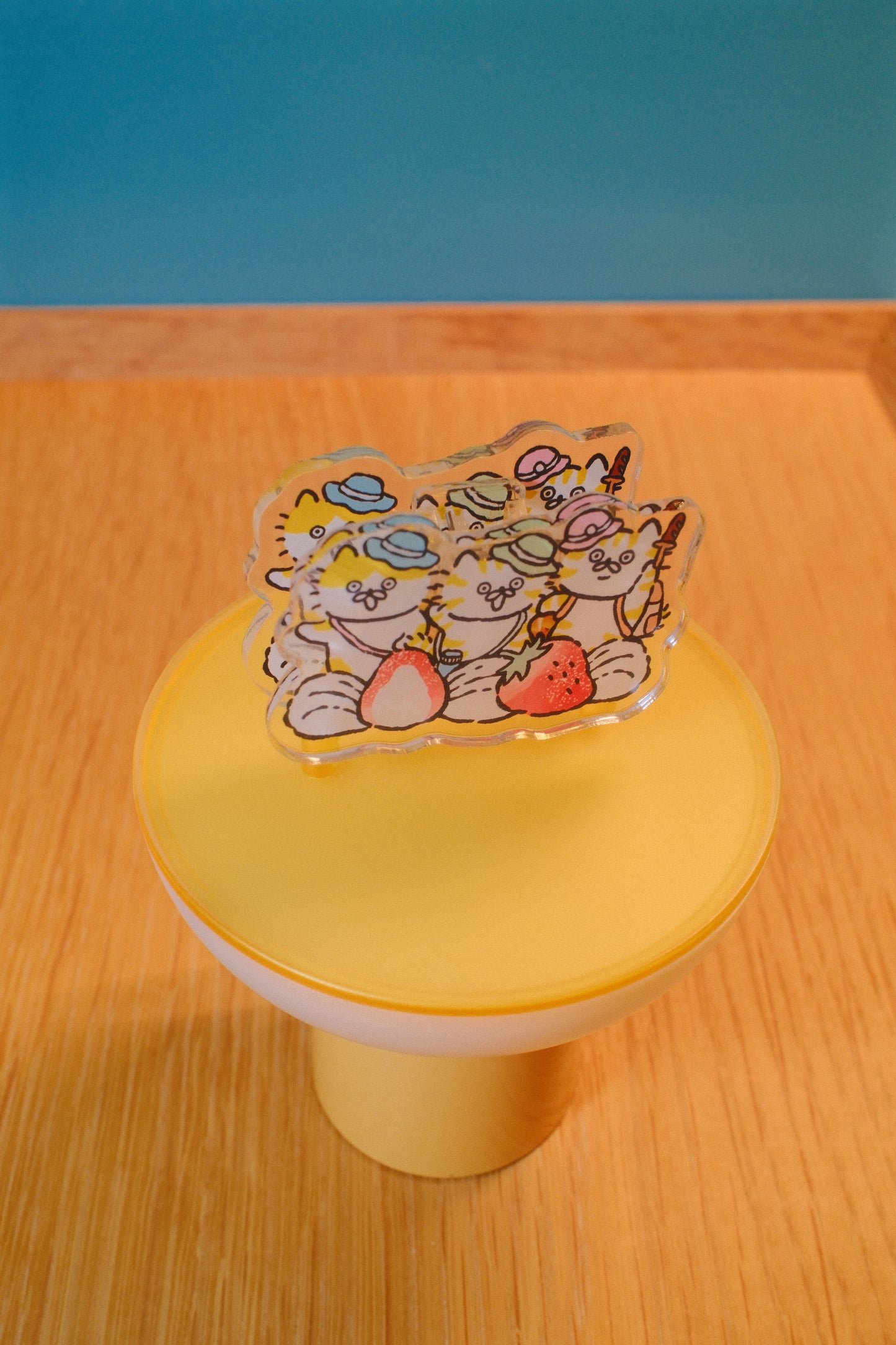 3 Little Cats Fairy Tale Adventure Acrylic Clip | 5x5cm Double-Sided