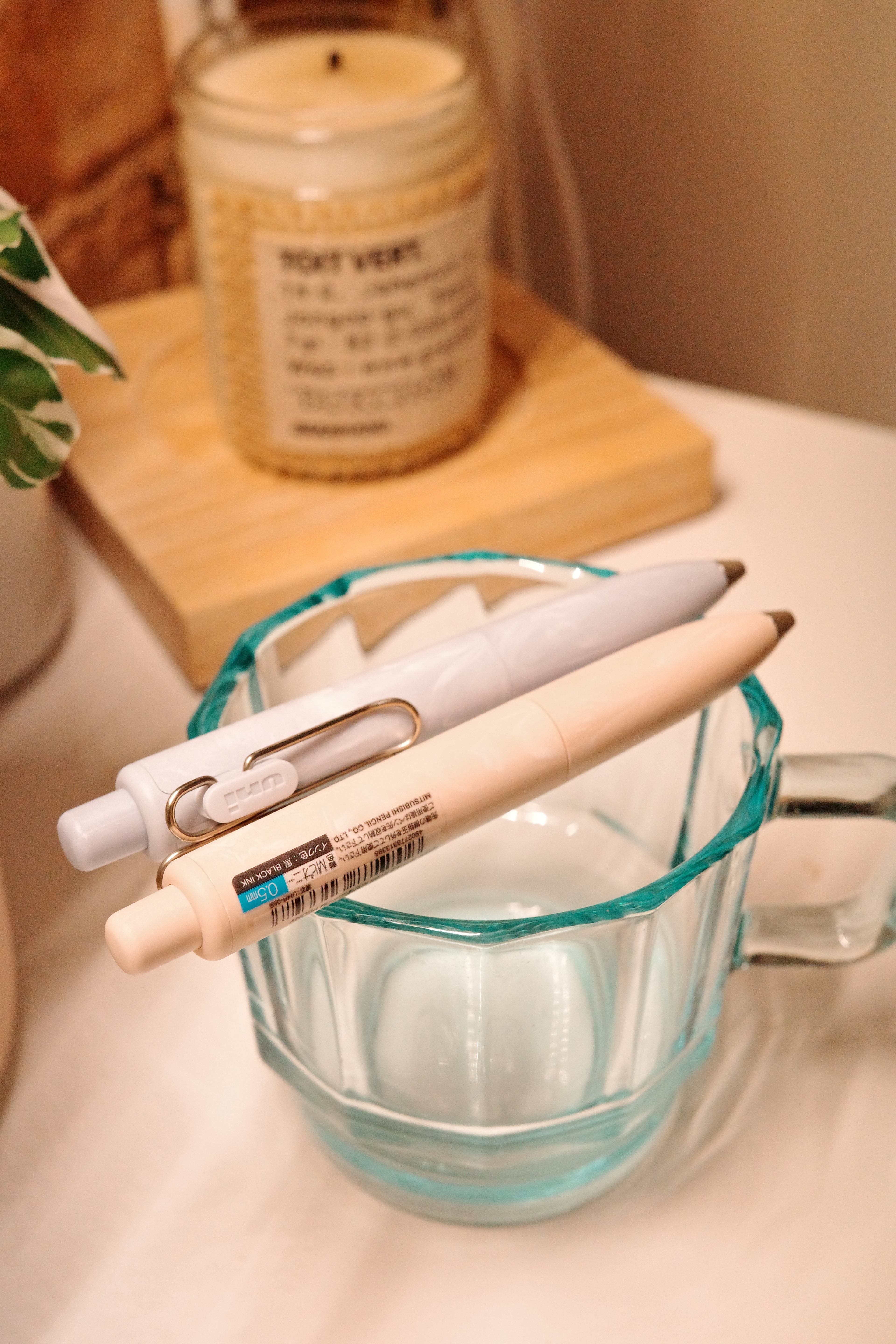 Mitsubishi Uni-ball ONE P Gel Pen ✦ Limited Edition Bathbomb Colors