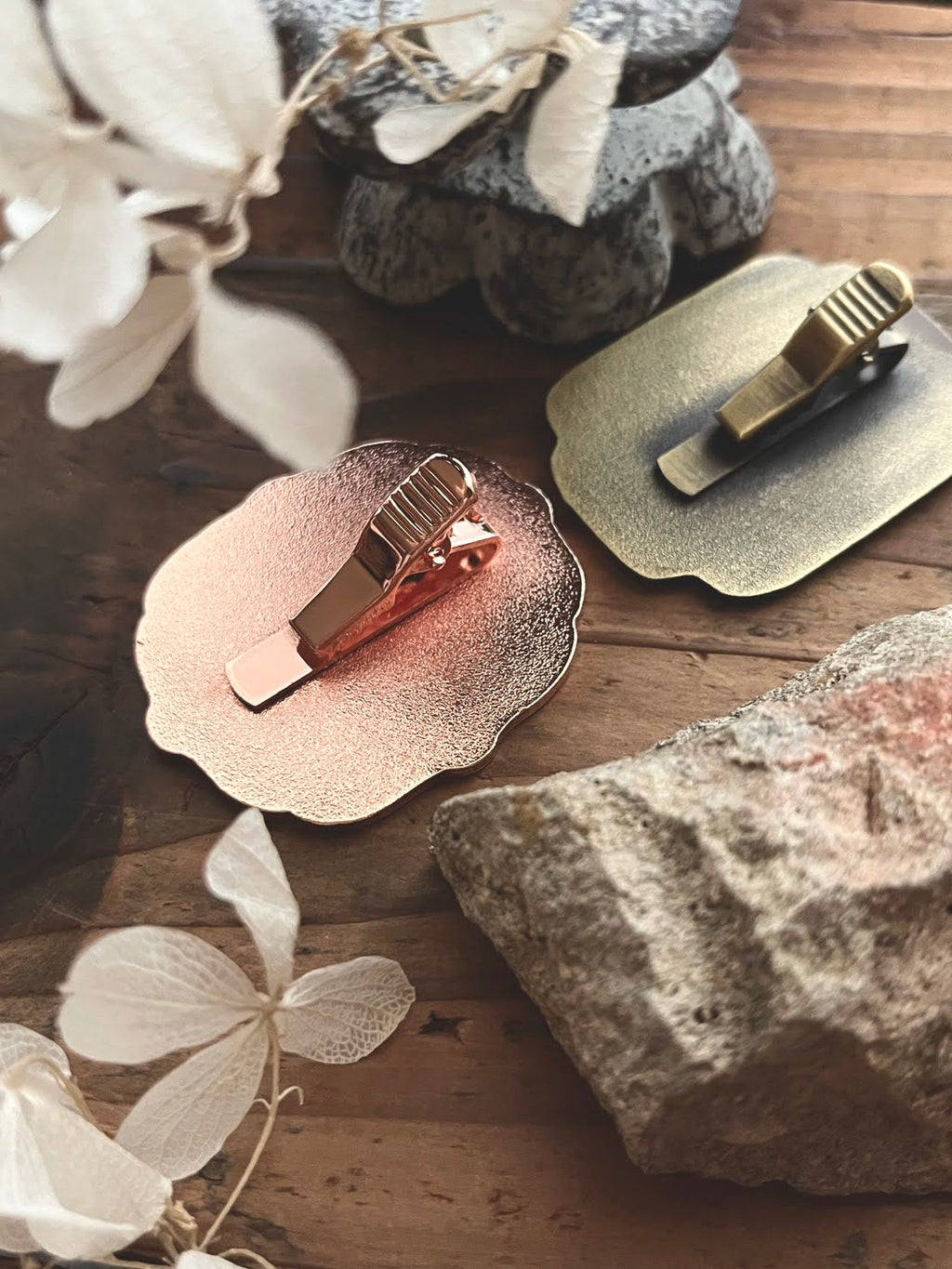 【Limited】Vintage Lady Metal Clip – Retro Brass & Rose Gold Japanese Office Clip