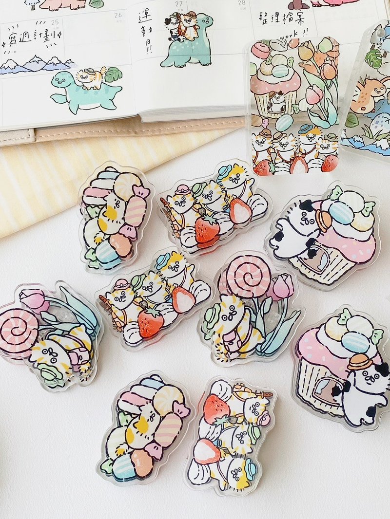 3 Little Cats Fairy Tale Adventure Acrylic Clip | 5x5cm Double-Sided