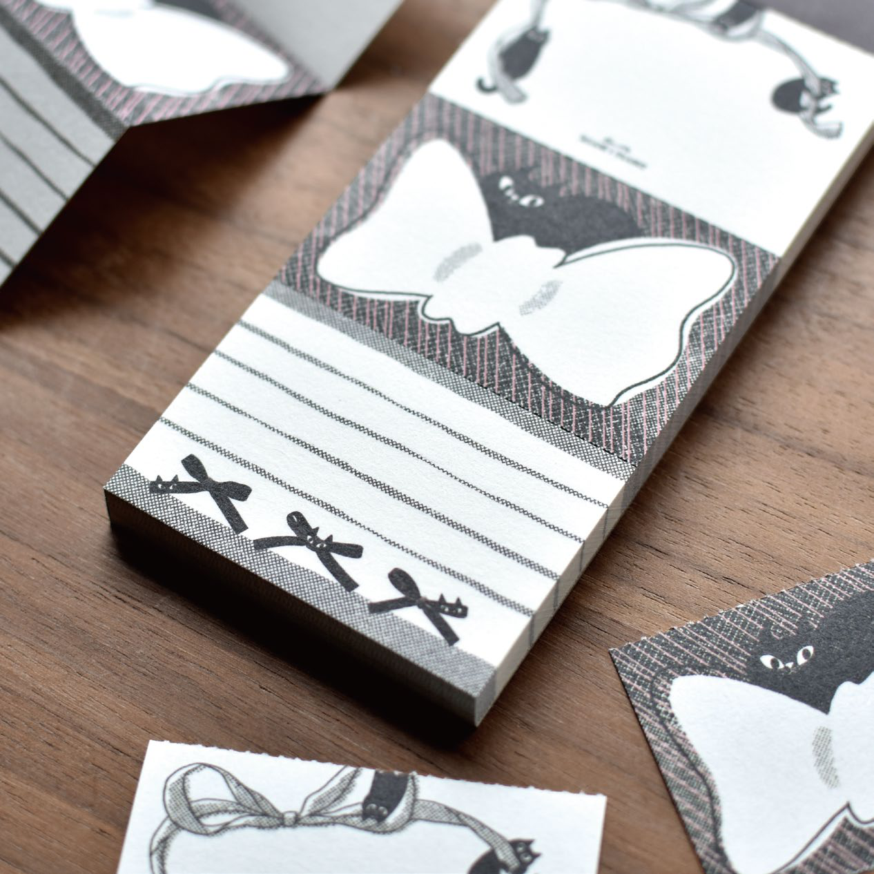 Sesame & Peanut Cats & Ribbon Memo Pad – 50 Sheets Thick Paper Notepad